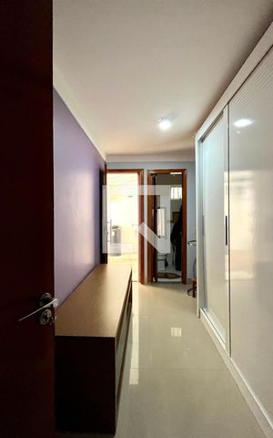 Casa à venda com 400m², 4 quartos e 4 vagas Casa à venda com 400m², 4 quartos e 4 vagasQuarto de Serviço
