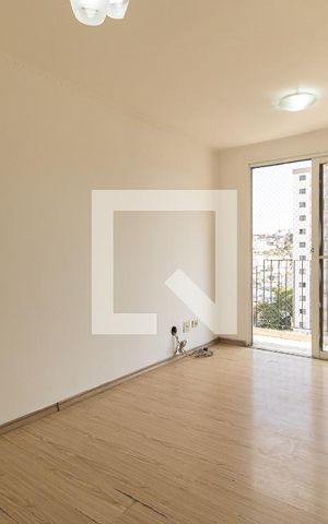 Apartamento à venda com 60m², 2 quartos e 1 vaga Apartamento à venda com 60m², 2 quartos e 1 vagaSala