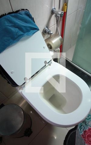 Casa à venda com 200m², 3 quartos e 2 vagasBanheiro Social