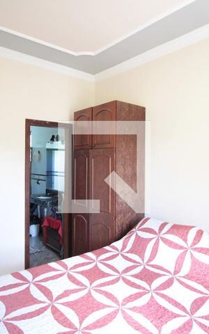 Casa à venda com 200m², 3 quartos e 2 vagasSuite