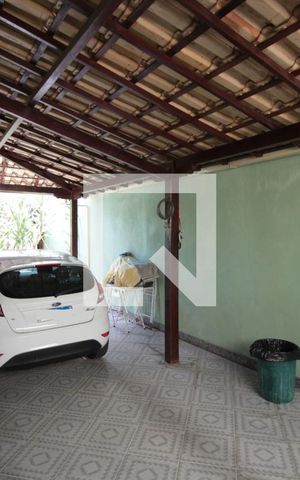 Casa à venda com 200m², 3 quartos e 2 vagasGaragem