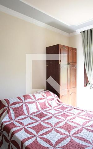 Casa à venda com 200m², 3 quartos e 2 vagasSuite