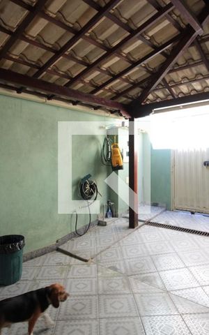 Casa à venda com 200m², 3 quartos e 2 vagasGaragem