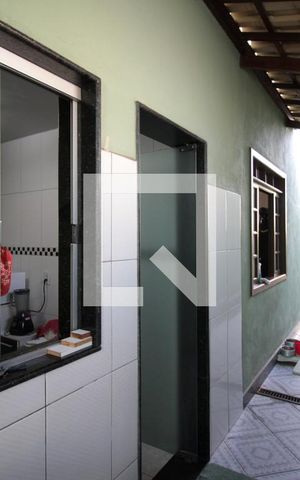 Casa à venda com 200m², 3 quartos e 2 vagasÁrea de Serviço