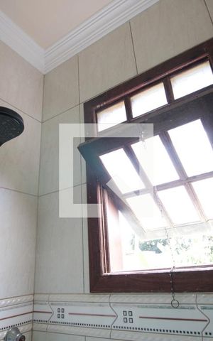 Casa à venda com 200m², 3 quartos e 2 vagasBanheiro Social
