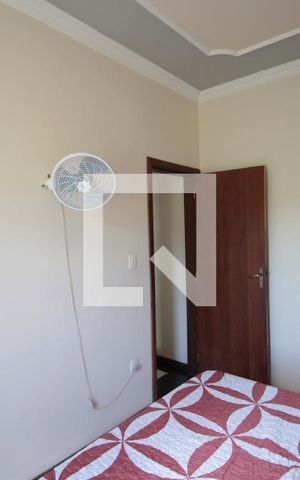 Casa à venda com 200m², 3 quartos e 2 vagasSuite