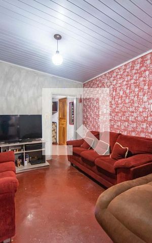 Casa à venda com 400m², 3 quartos e sem vaga Casa à venda com 400m², 3 quartos e sem vagaSala