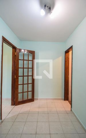 Casa à venda com 120m², 4 quartos e 2 vagasQuarto de Serviços 01