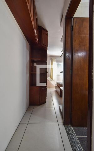 Casa à venda com 120m², 4 quartos e 2 vagasSuíte 01