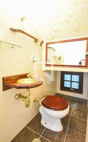 Casa à venda com 120m², 4 quartos e 2 vagasLavabo