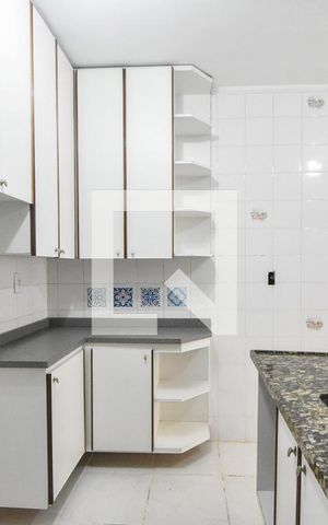 Casa à venda com 120m², 4 quartos e 2 vagasCozinha 