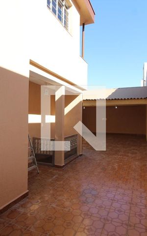 Casa à venda com 190m², 4 quartos e 5 vagasGaragem/Quintal