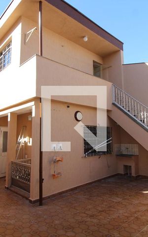 Casa à venda com 190m², 4 quartos e 5 vagasGaragem/Quintal