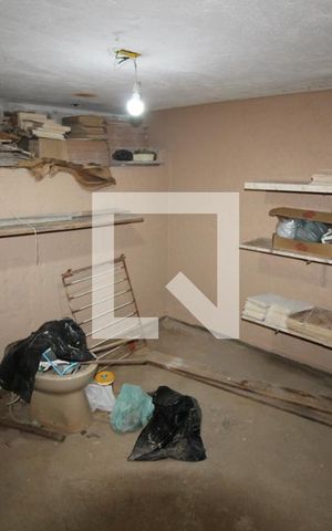 Casa à venda com 190m², 4 quartos e 5 vagasPorão