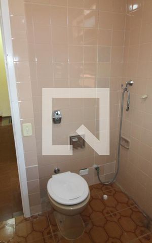 Casa à venda com 190m², 4 quartos e 5 vagasBanheiro
