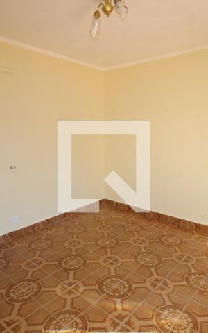 Casa à venda com 190m², 4 quartos e 5 vagasSala