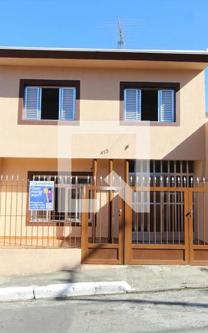 Casa à venda com 190m², 4 quartos e 5 vagasFachada
