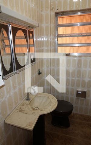 Casa à venda com 190m², 4 quartos e 5 vagasLavabo