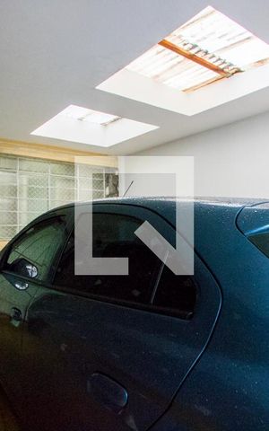 Casa para alugar com 136m², 2 quartos e 1 vaga Casa para alugar com 136m², 2 quartos e 1 vagaGaragem