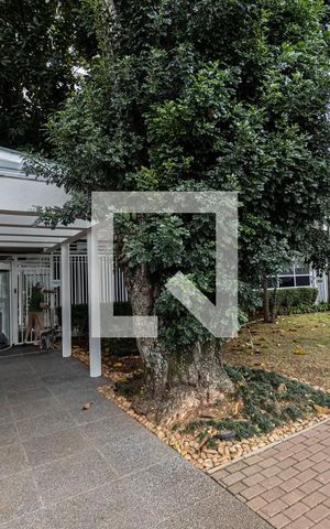 Studio à venda com 33m², 1 quarto e 1 vaga Studio à venda com 33m², 1 quarto e 1 vagaFachada