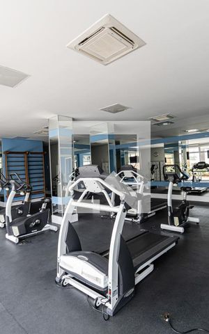 Studio à venda com 33m², 1 quarto e 1 vaga Studio à venda com 33m², 1 quarto e 1 vagaAcademia