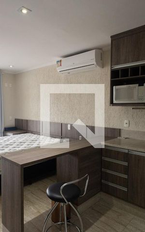 Studio à venda com 33m², 1 quarto e 1 vaga Studio à venda com 33m², 1 quarto e 1 vagaStudio