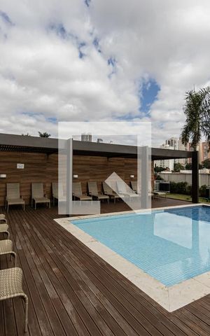 Studio à venda com 33m², 1 quarto e 1 vaga Studio à venda com 33m², 1 quarto e 1 vagaÁrea comum - Piscina