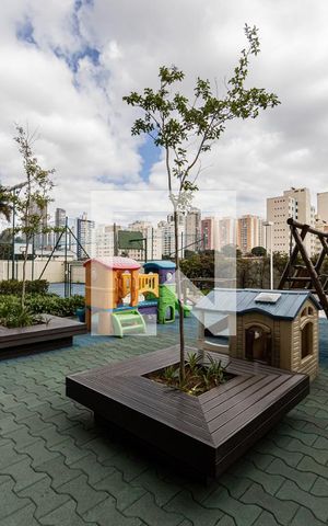 Studio à venda com 33m², 1 quarto e 1 vaga Studio à venda com 33m², 1 quarto e 1 vagaÁrea comum - Playground
