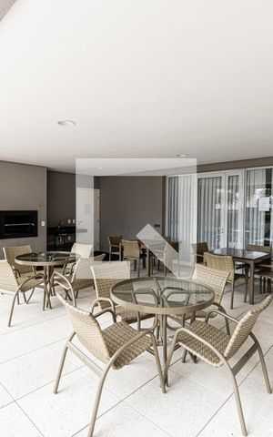 Studio à venda com 33m², 1 quarto e 1 vaga Studio à venda com 33m², 1 quarto e 1 vagaÁrea comum - Churrasqueira