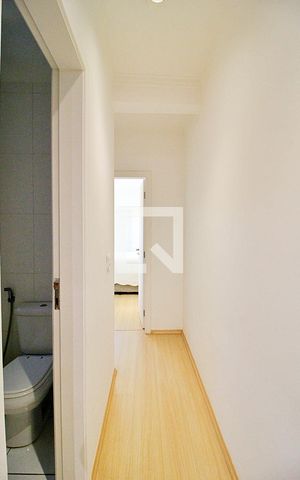 Apartamento à venda com 110m², 2 quartos e 2 vagasCorredor