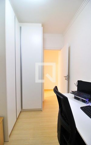 Apartamento à venda com 110m², 2 quartos e 2 vagasQuarto 2