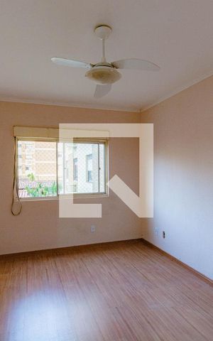 Apartamento para alugar com 47m², 2 quartos e sem vaga Apartamento para alugar com 47m², 2 quartos e sem vagaSala