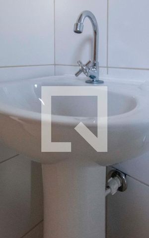 Apartamento para alugar com 70m², 2 quartos e sem vagaBanheiro