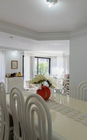 Apartamento à venda com 178m², 4 quartos e 3 vagas Apartamento à venda com 178m², 4 quartos e 3 vagasSala de Jantar