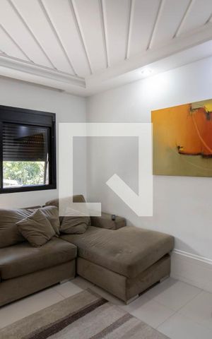 Apartamento à venda com 178m², 4 quartos e 3 vagas Apartamento à venda com 178m², 4 quartos e 3 vagasSala de de TV / Quarto Reversível