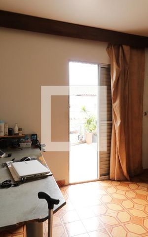 Casa à venda com 249m², 4 quartos e 3 vagasSuite