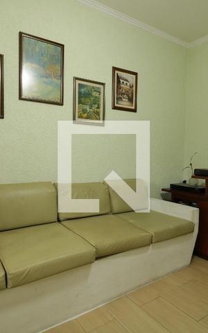 Casa à venda com 249m², 4 quartos e 3 vagasSala de TV