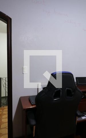 Casa à venda com 249m², 4 quartos e 3 vagasQuarto 2
