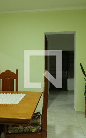 Casa à venda com 249m², 4 quartos e 3 vagasCopa