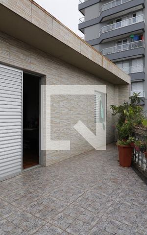 Casa à venda com 249m², 4 quartos e 3 vagasSuite - Varanda