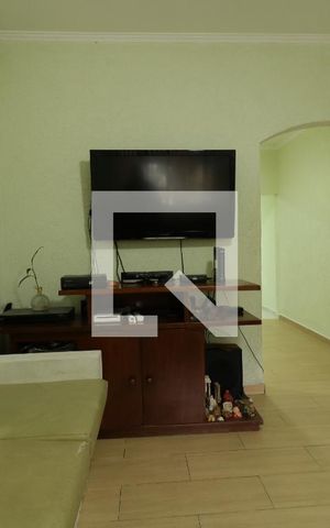 Casa à venda com 249m², 4 quartos e 3 vagasSala de TV