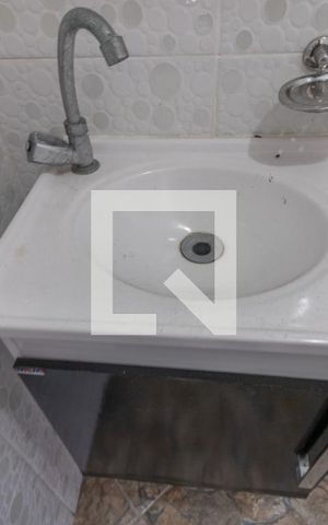 Casa para alugar com 130m², 2 quartos e 1 vaga Casa para alugar com 130m², 2 quartos e 1 vagaBanheiro do Terraço