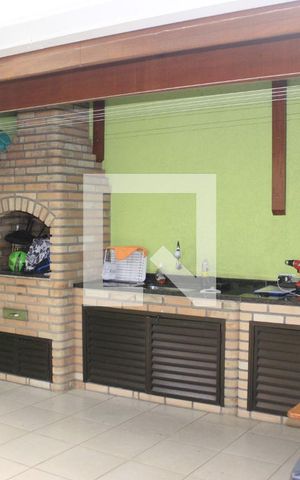 Casa de condomínio à venda com 130m², 3 quartos e 2 vagasEspaço gourmet com lavanderia