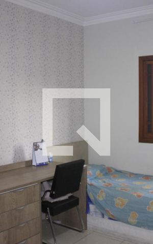 Casa de condomínio à venda com 130m², 3 quartos e 2 vagasSuíte 2