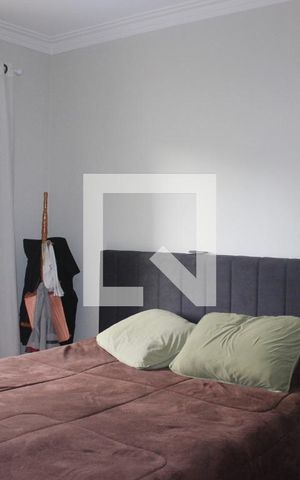 Casa de condomínio à venda com 130m², 3 quartos e 2 vagas1º Suíte