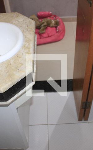 Casa de condomínio à venda com 130m², 3 quartos e 2 vagasLavabo Sala