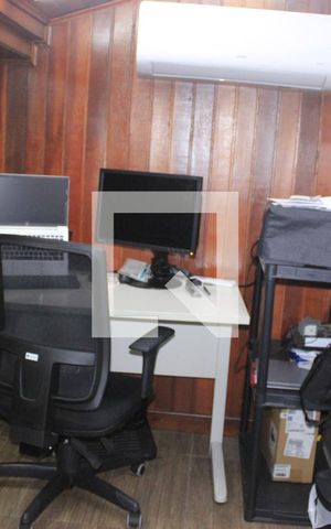 Casa de condomínio à venda com 130m², 3 quartos e 2 vagasSótão