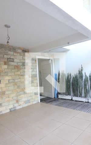 Casa para alugar com 150m², 2 quartos e 2 vagasQuintal