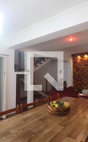 Casa para alugar com 150m², 2 quartos e 2 vagasSala/Jantar