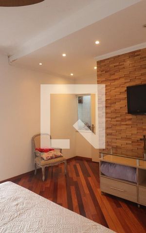Casa para alugar com 150m², 2 quartos e 2 vagasQuarto 1